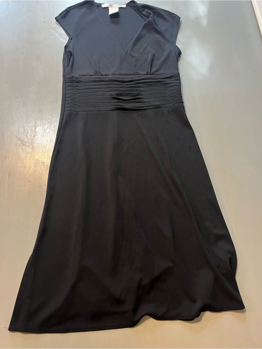 Max Studio Black V-Neck Midi Dress with Pleated Waistband Medium